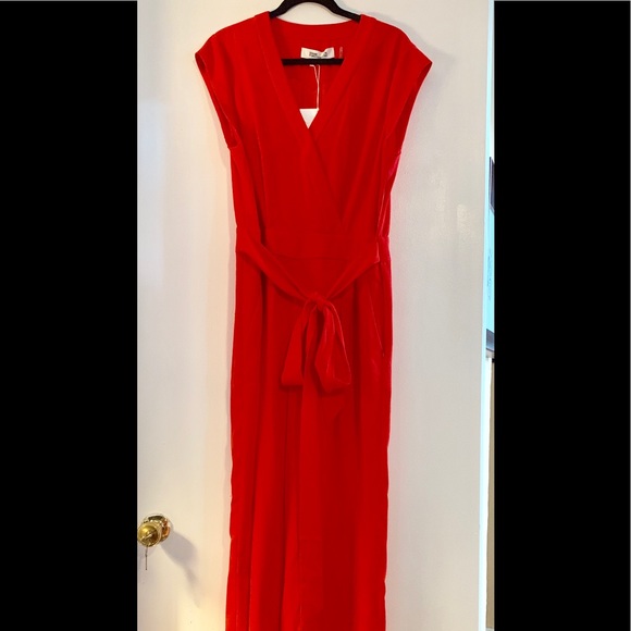 NWT DVF Purdy Jumpsuit in Candy Red, US Size 14 - Picture 4 of 7